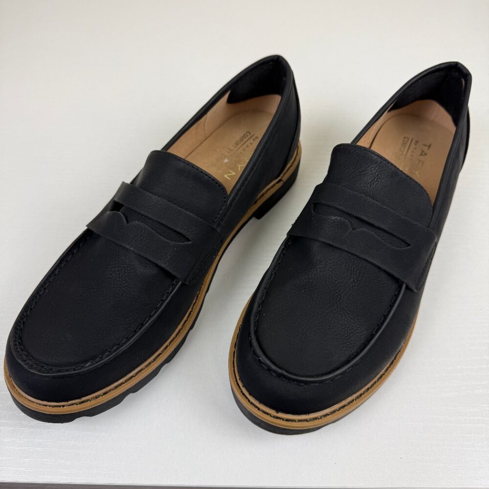 Like New Taryn by Taryn Rose Black Devanie Penny Loafers Slip On Flats